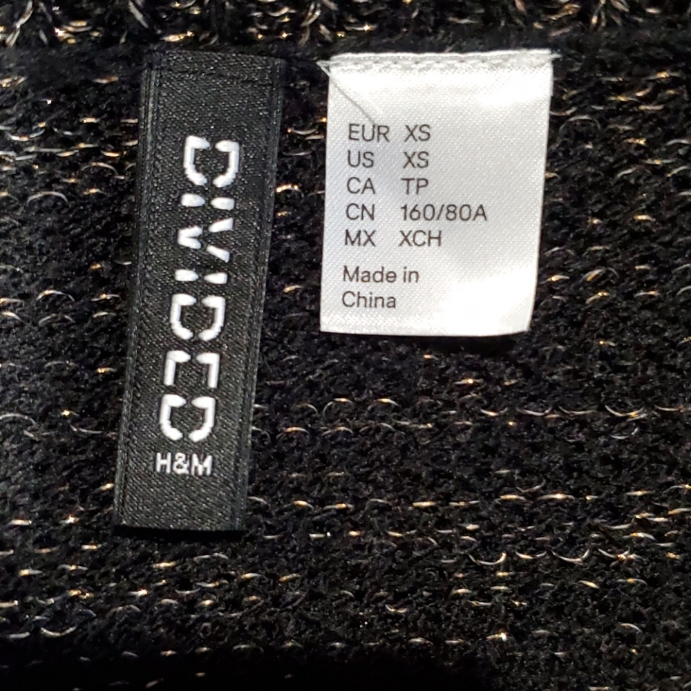 ❤H&M Divided Collection sweater - Picture 5 of 6